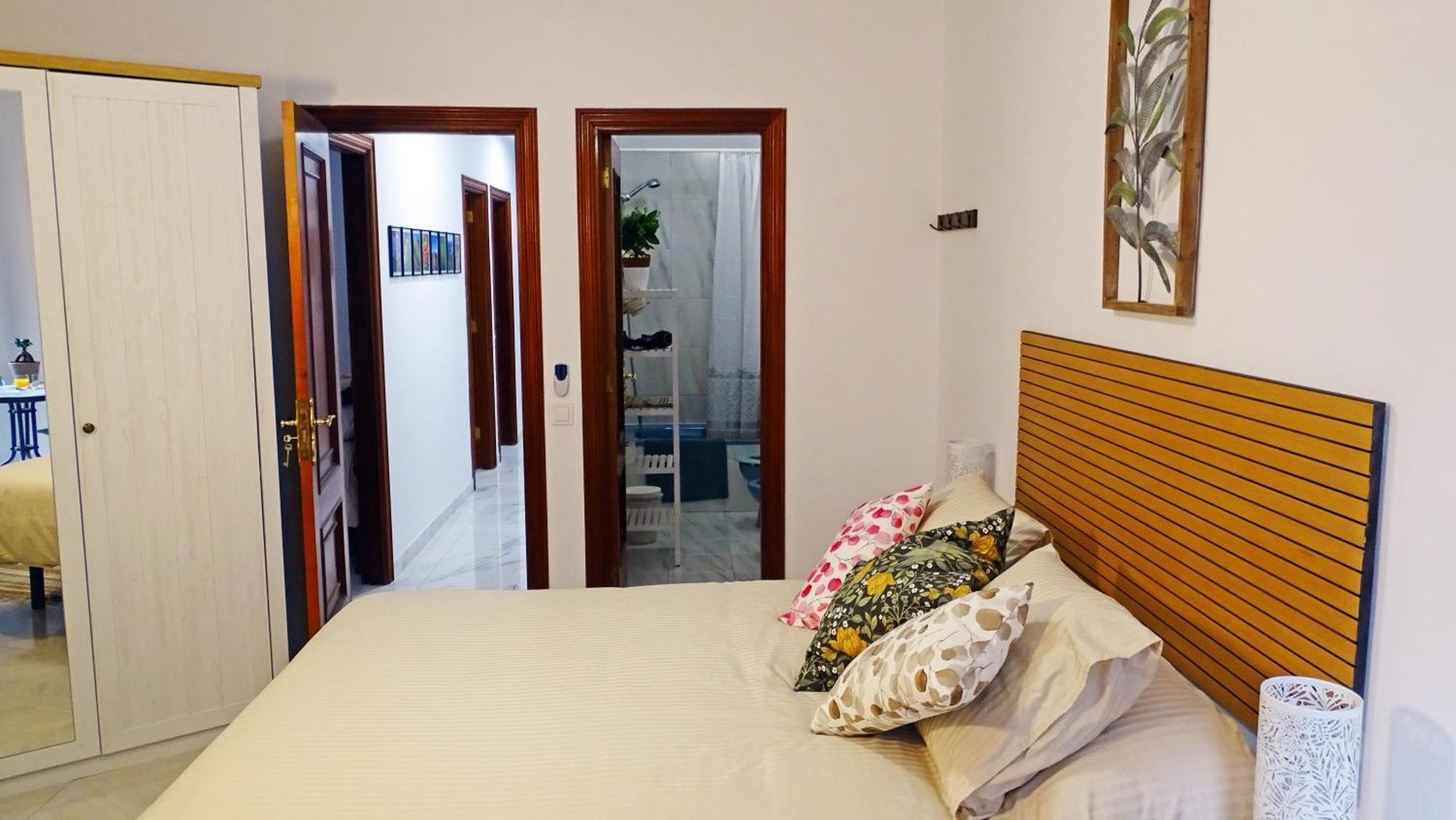 Santa Cruz De Tenerife, Piso Centrico, Amplio Y Con Garaje Eksteriør billede